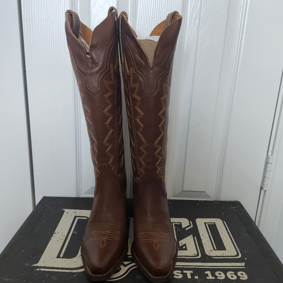 Dingo Size 8.5 Brown Tall Western Boots - Picture 3 of 12